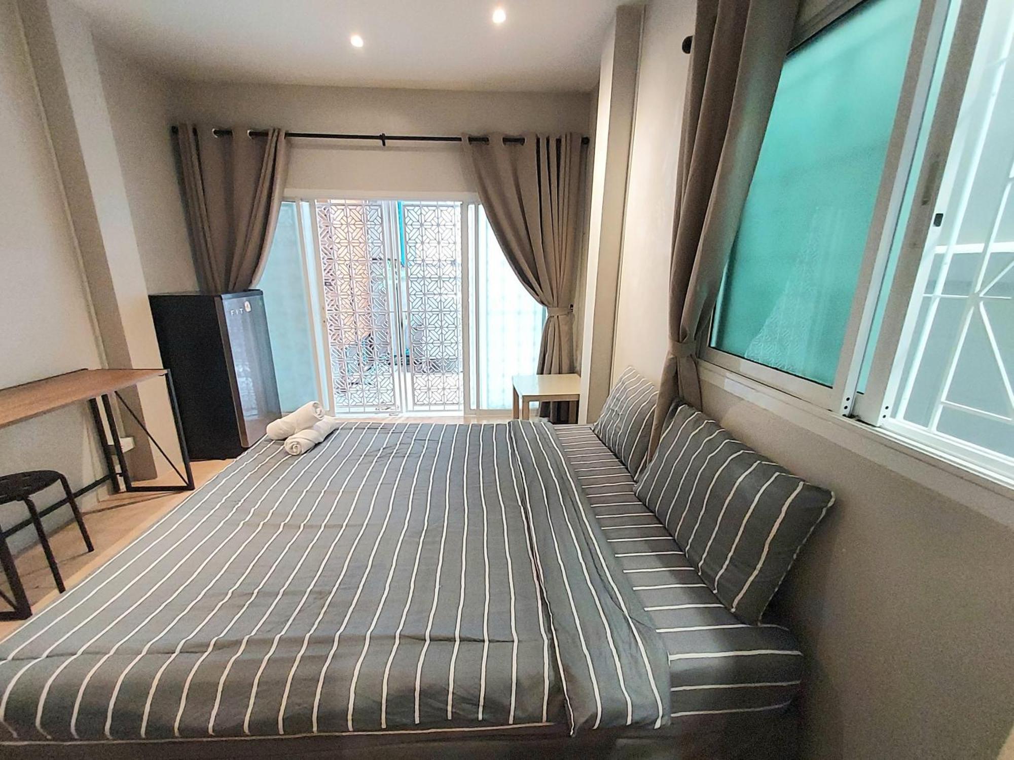 Hotel Mee Tang Nang Non Phuket Pokoj fotografie